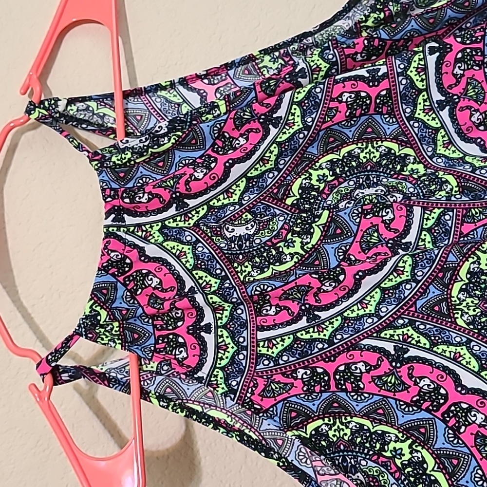 Mandala Print Tank Top - Picture 5 of 6